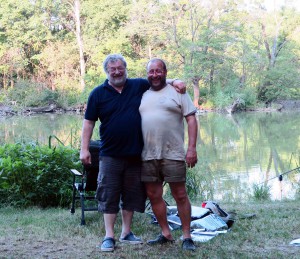 Grillmeister Dan und Organisator Erhard